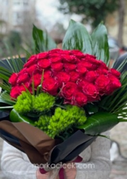 İhtişamlı Kırmızı Gül Buketi